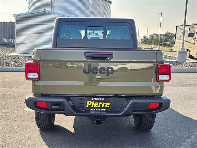 new 2025 Jeep Gladiator car, priced at $41,430