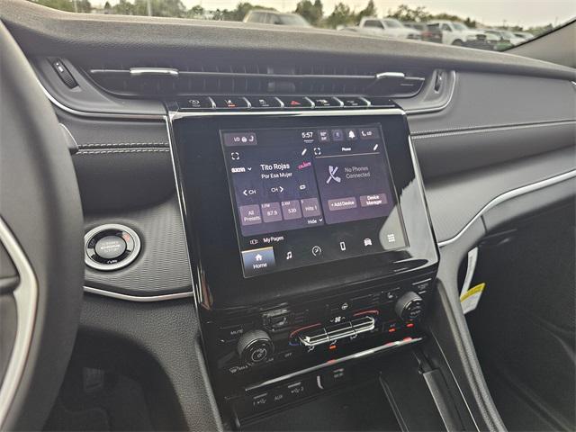 new 2025 Jeep Grand Cherokee car, priced at $40,749