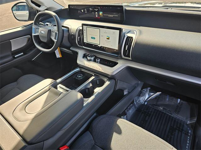 new 2025 Ford Expedition car, priced at $66,771