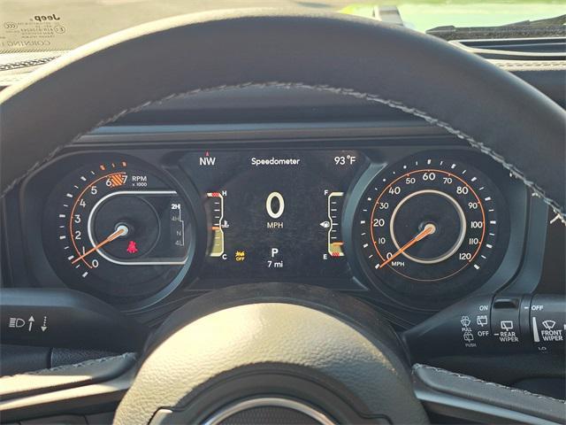 new 2025 Jeep Wrangler car, priced at $68,305
