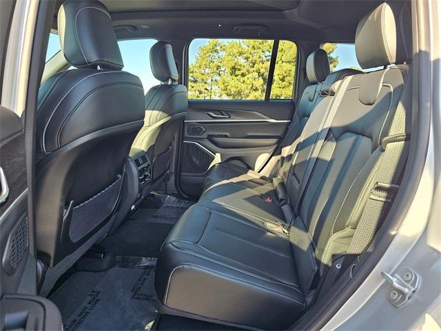 new 2025 Jeep Grand Cherokee car, priced at $51,641