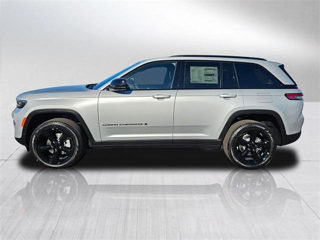 new 2025 Jeep Grand Cherokee car, priced at $51,641