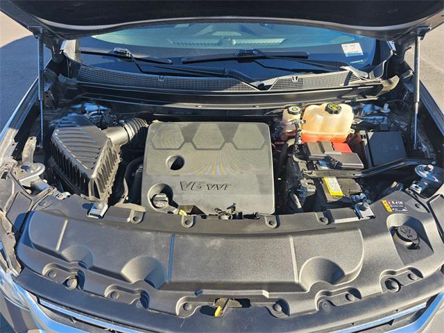 used 2021 Chevrolet Traverse car, priced at $28,991