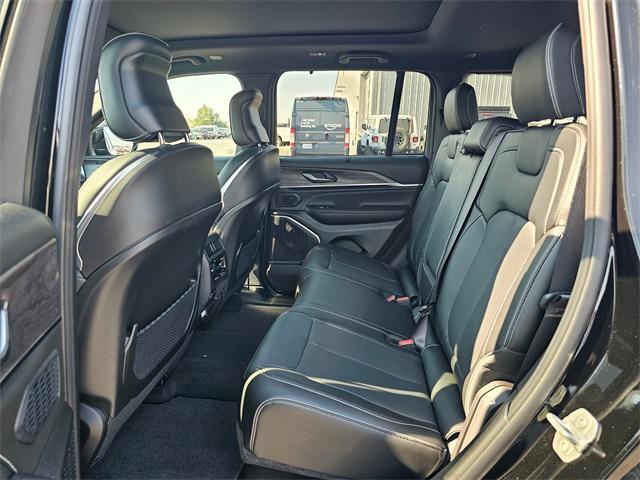 new 2025 Jeep Grand Cherokee car, priced at $62,985