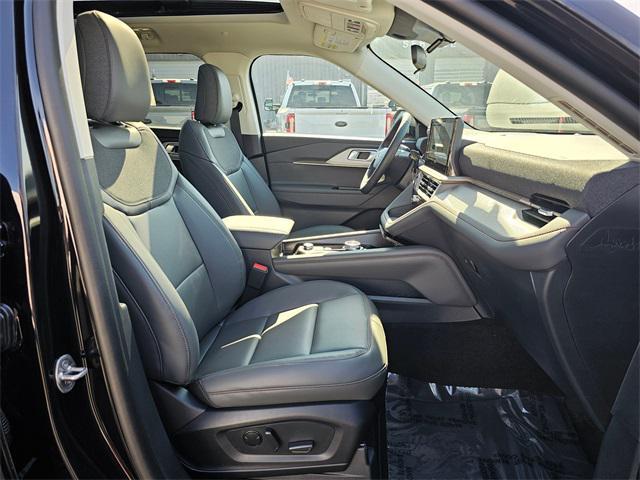 new 2025 Ford Explorer car, priced at $46,847