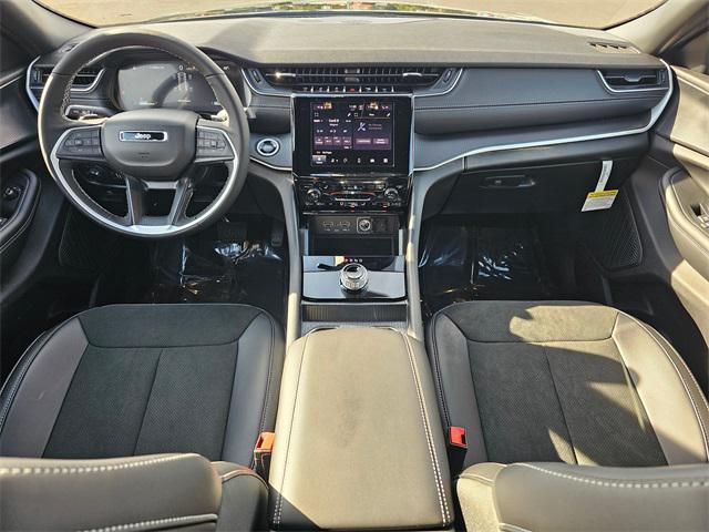 new 2025 Jeep Grand Cherokee car, priced at $42,749