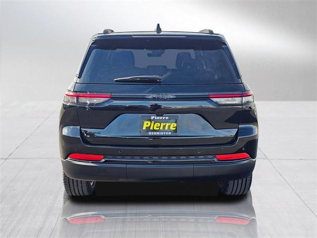 new 2025 Jeep Grand Cherokee car, priced at $42,749