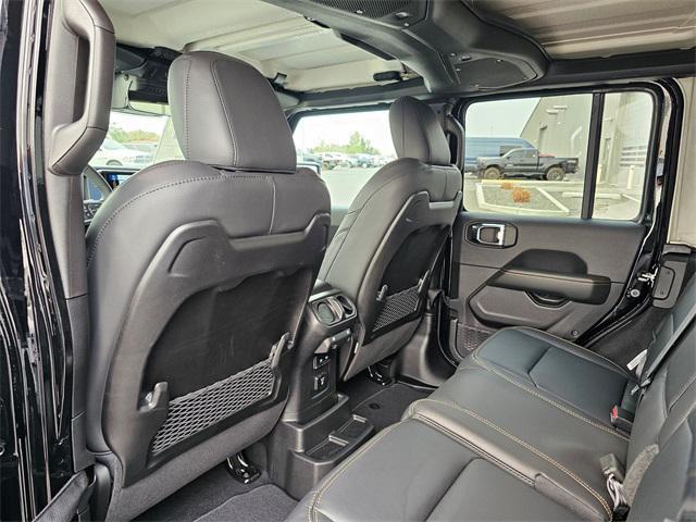 new 2025 Jeep Wrangler car, priced at $55,230