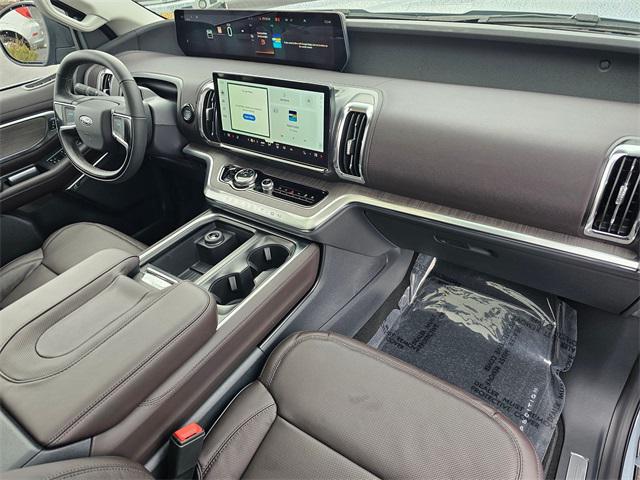 new 2025 Ford Expedition car, priced at $92,605