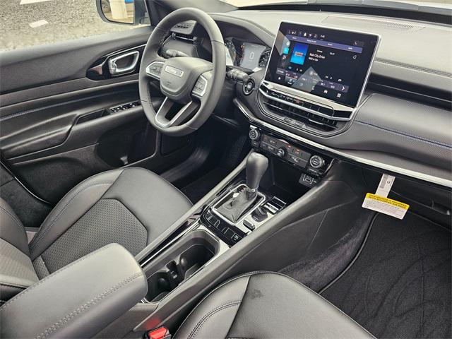 new 2025 Jeep Compass car, priced at $30,660