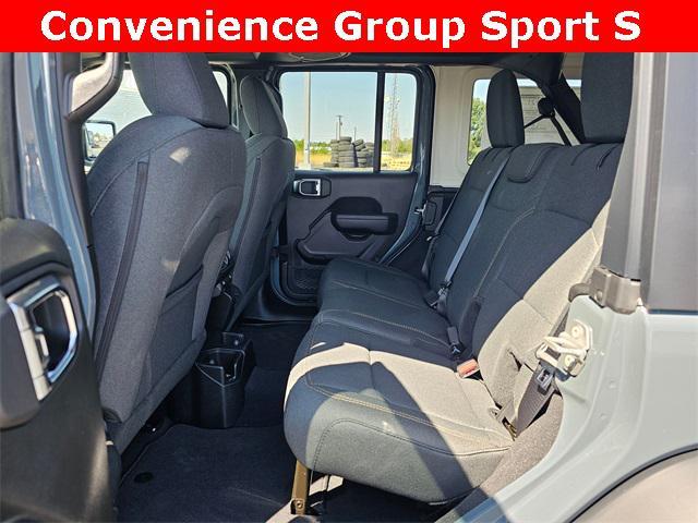 new 2025 Jeep Wrangler car, priced at $42,999