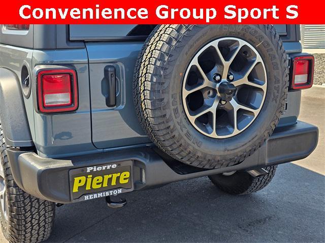 new 2025 Jeep Wrangler car, priced at $42,999