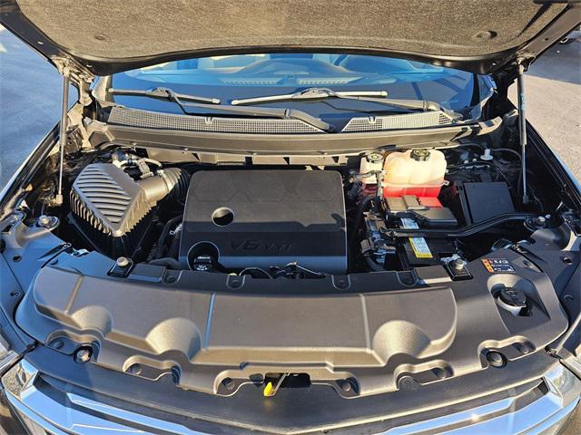 used 2022 Chevrolet Traverse car, priced at $30,055