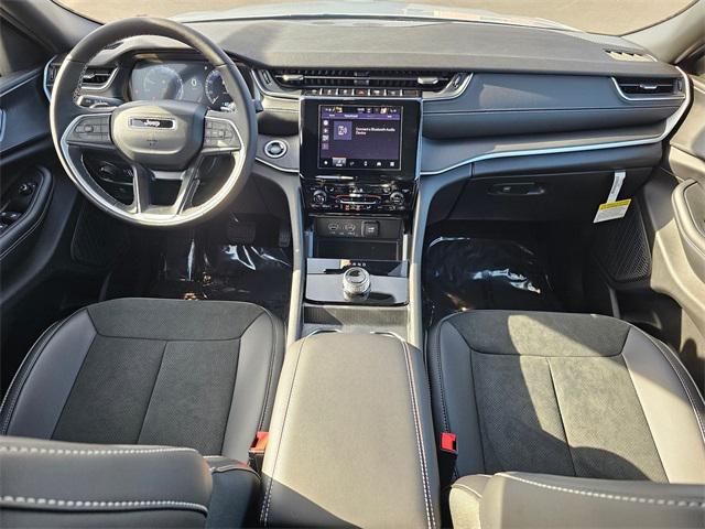 new 2025 Jeep Grand Cherokee car, priced at $42,638