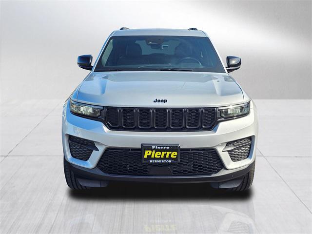new 2025 Jeep Grand Cherokee car, priced at $42,638