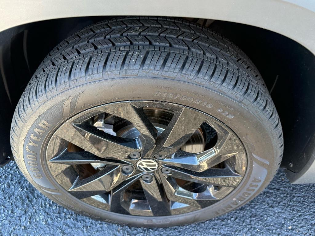 used 2022 Volkswagen Taos car, priced at $20,495