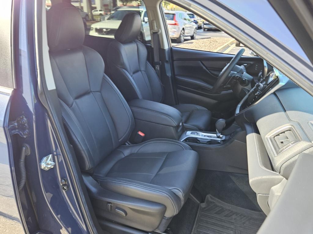 used 2025 Subaru Ascent car, priced at $38,895