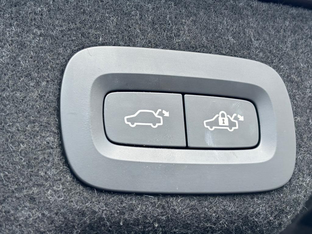 used 2020 Volvo S90 car, priced at $29,995