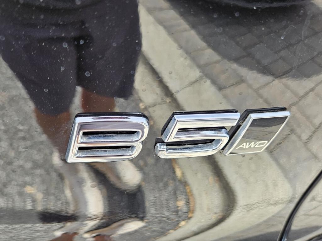 new 2025 Volvo XC40 car, priced at $45,465
