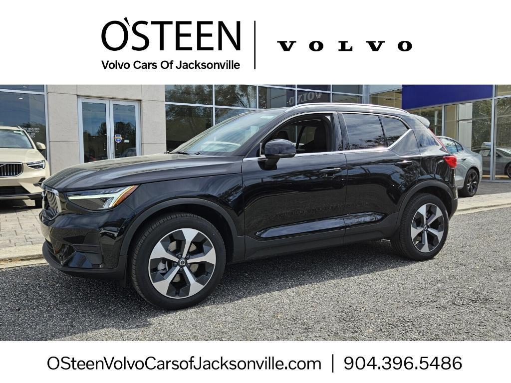 new 2025 Volvo XC40 car, priced at $45,465