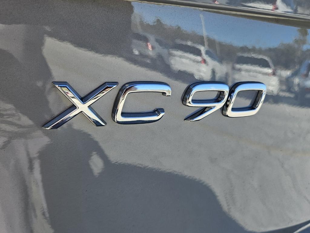 new 2025 Volvo XC90 Plug-In Hybrid car, priced at $78,805