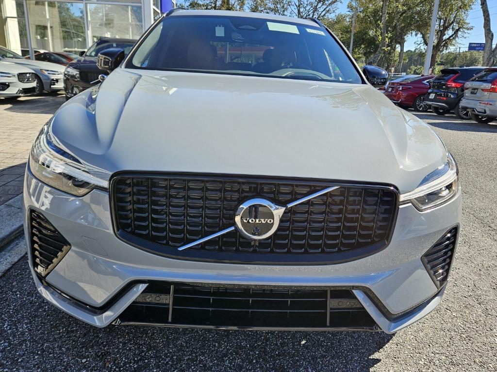 new 2025 Volvo XC60 car, priced at $59,085