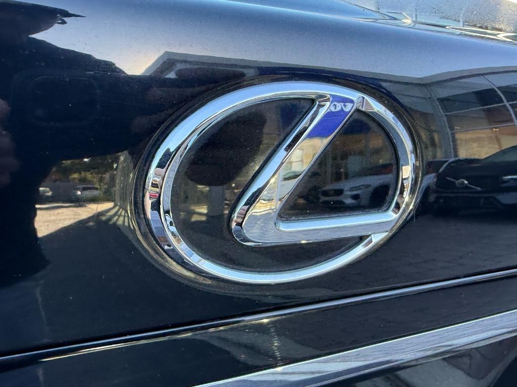 used 2005 Lexus LS 430 car, priced at $10,995