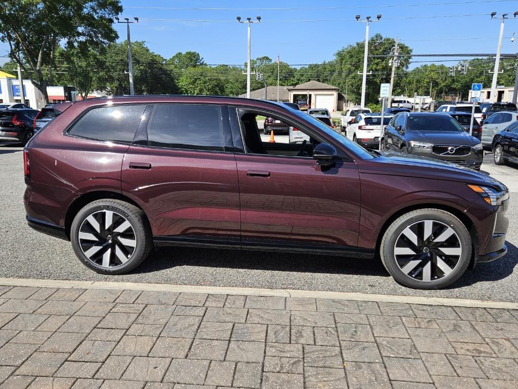 new 2025 Volvo EX90 car, priced at $85,640