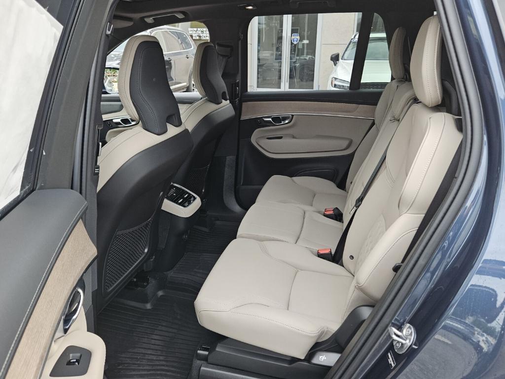 new 2025 Volvo XC90 car, priced at $69,155