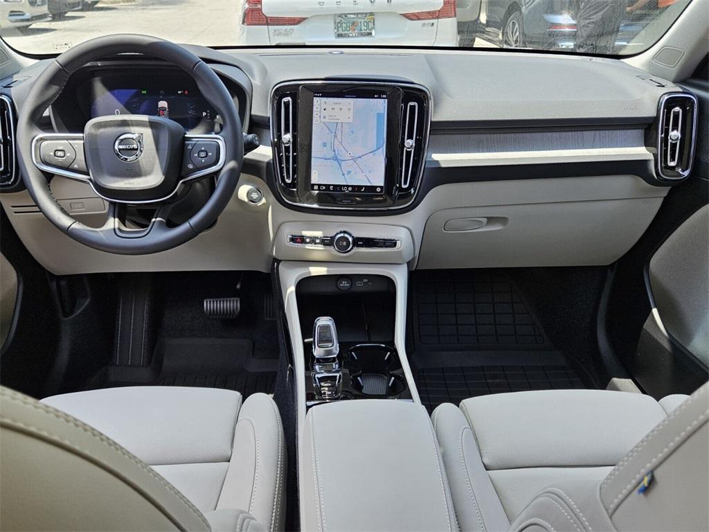 new 2025 Volvo XC40 car, priced at $49,810