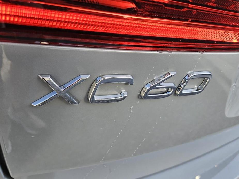 new 2025 Volvo XC60 Plug-In Hybrid car, priced at $60,895