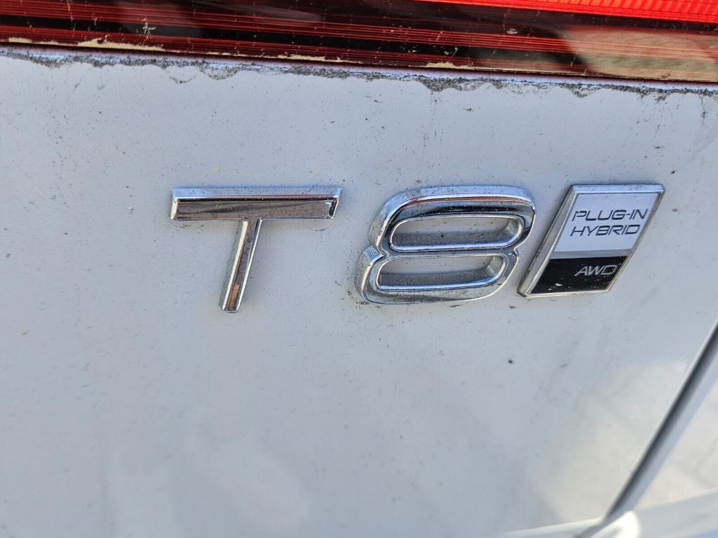 new 2025 Volvo XC60 Plug-In Hybrid car, priced at $64,685