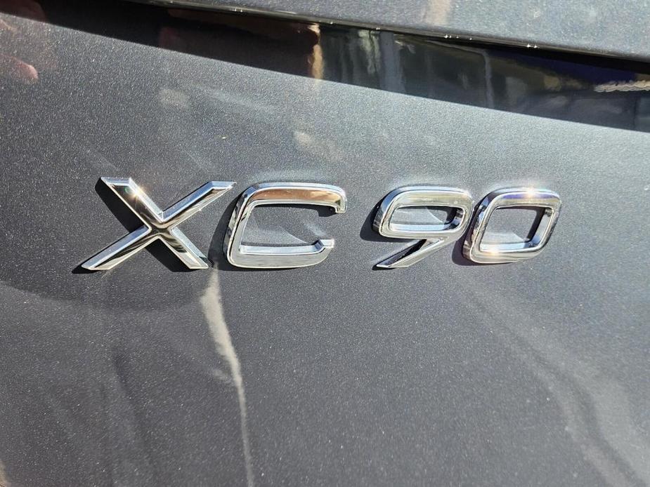 new 2025 Volvo XC90 car, priced at $88,465