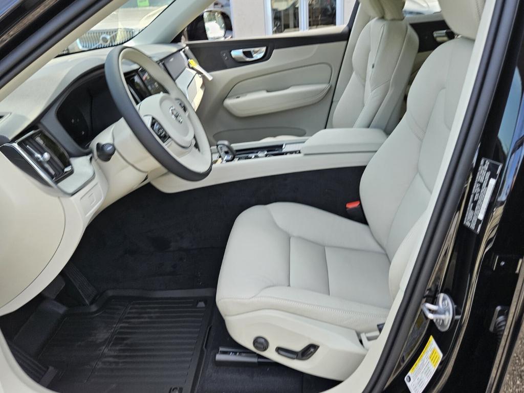 new 2025 Volvo XC60 car, priced at $55,360