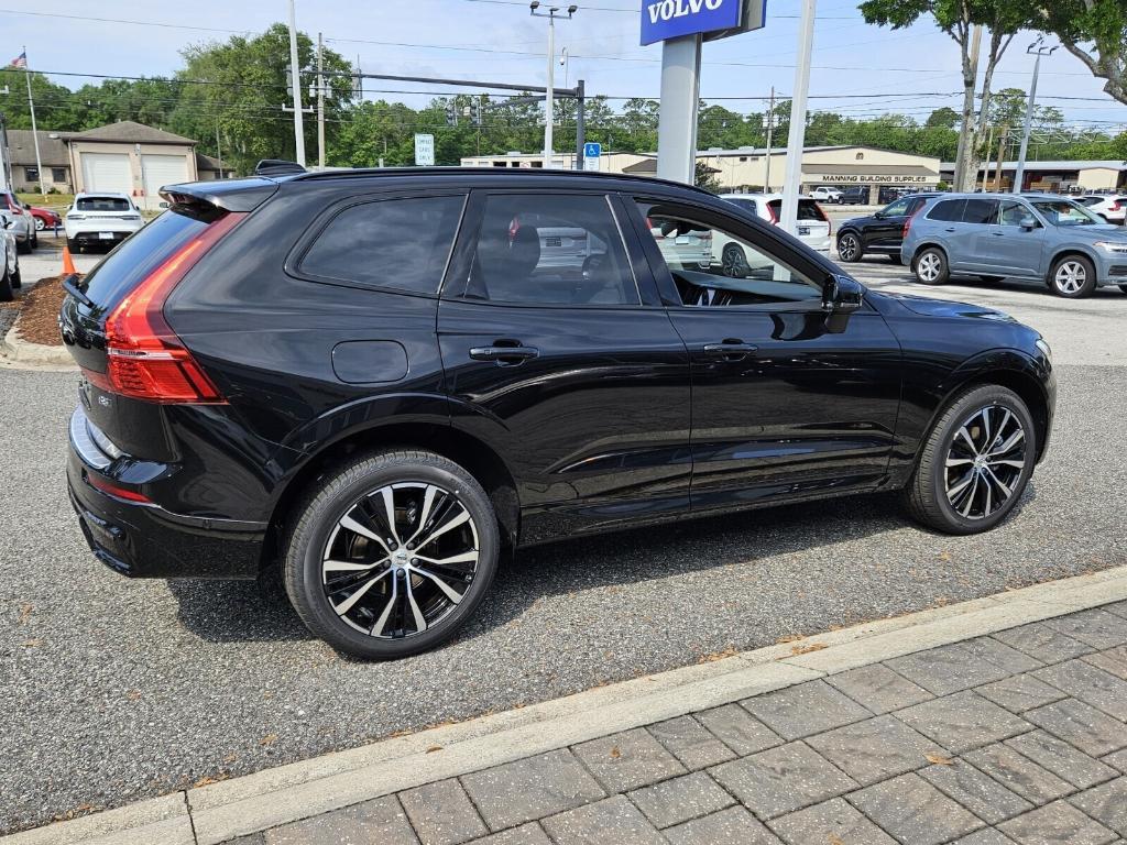 new 2025 Volvo XC60 car, priced at $55,360