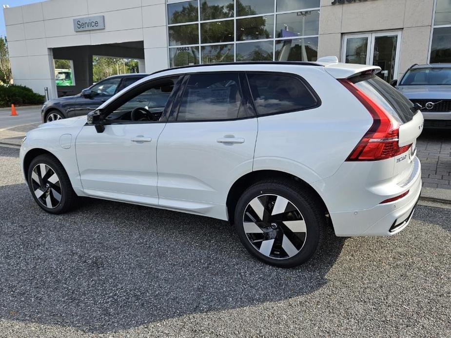 new 2025 Volvo XC60 car, priced at $76,675