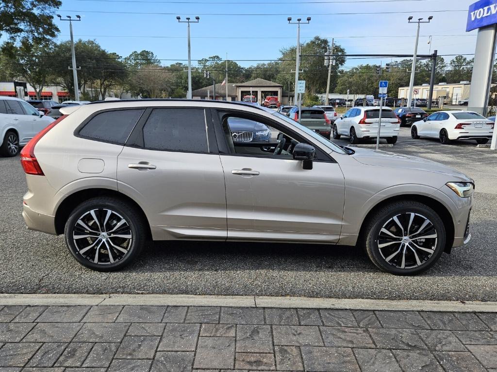 new 2025 Volvo XC60 car, priced at $54,585