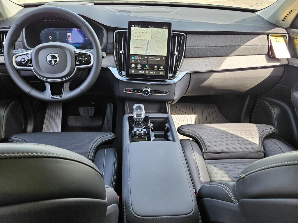 new 2025 Volvo XC90 Plug-In Hybrid car, priced at $82,405