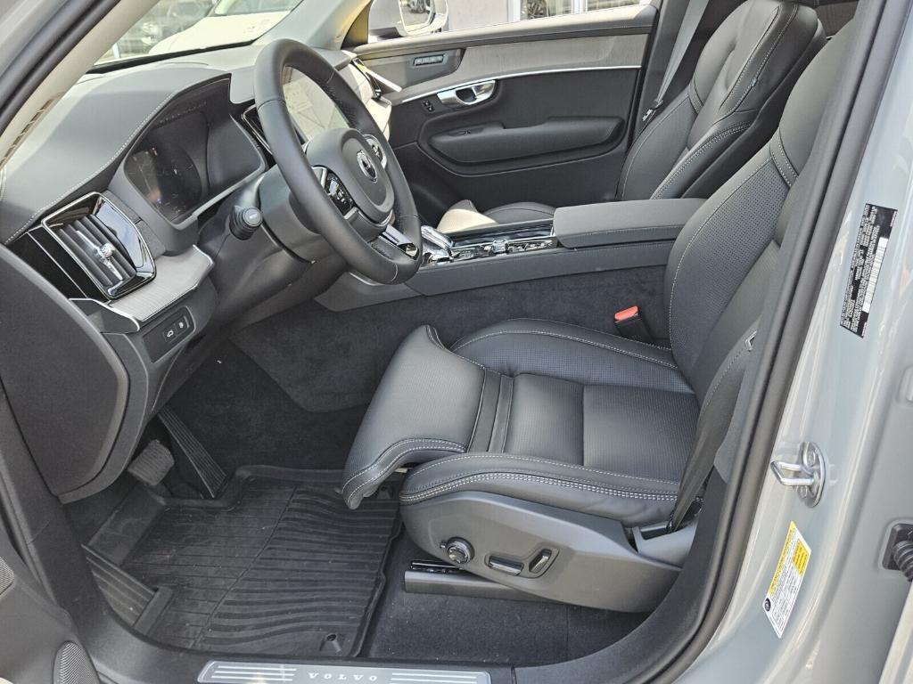 new 2025 Volvo XC90 Plug-In Hybrid car, priced at $82,405