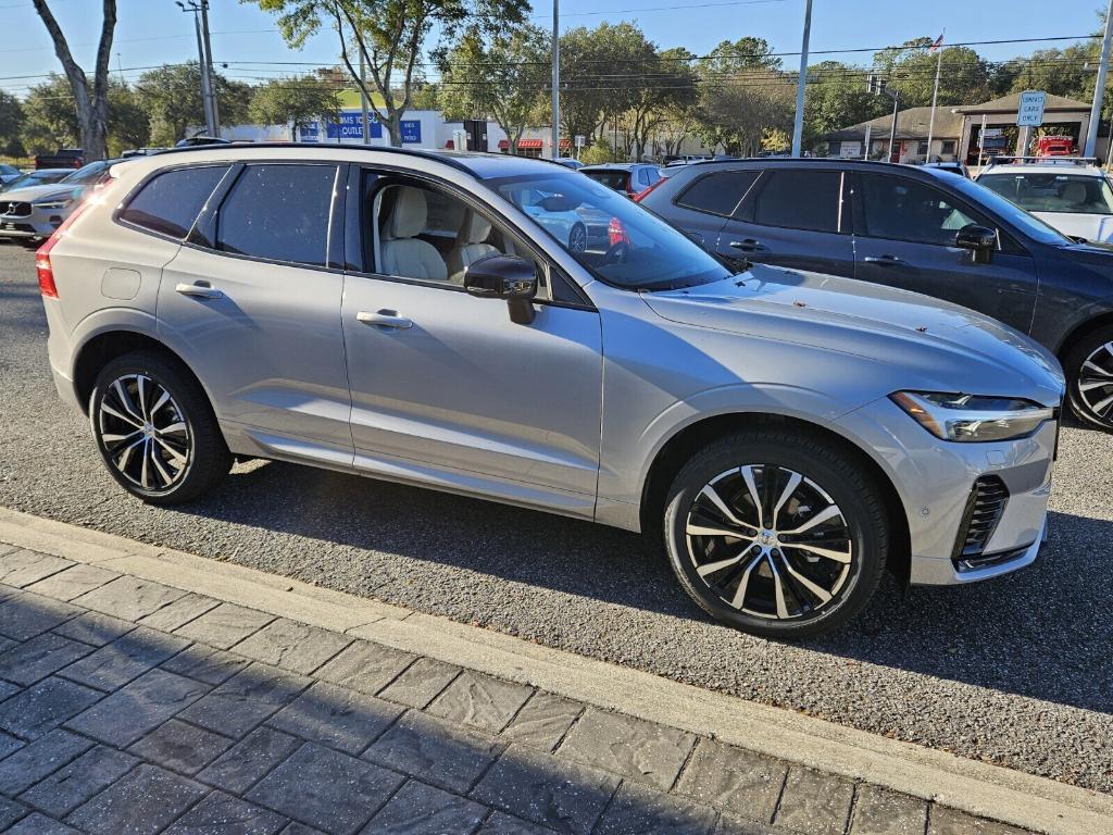 new 2025 Volvo XC60 car, priced at $55,335