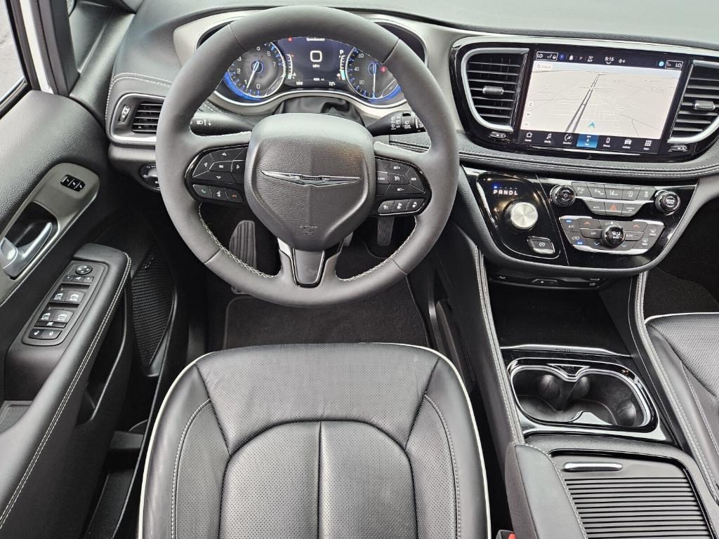 used 2024 Chrysler Pacifica car, priced at $39,995