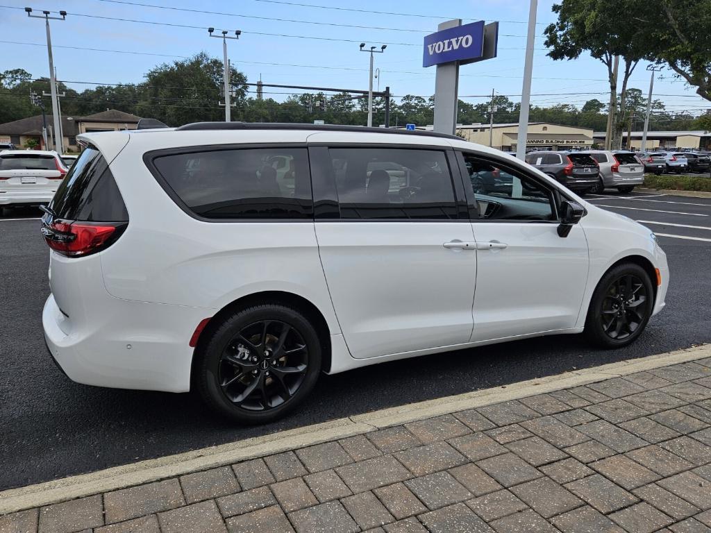 used 2024 Chrysler Pacifica car, priced at $39,995