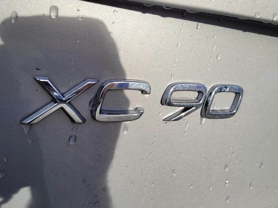 new 2024 Volvo XC90 car, priced at $58,930