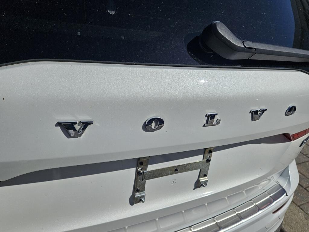 used 2023 Volvo XC60 car, priced at $34,495