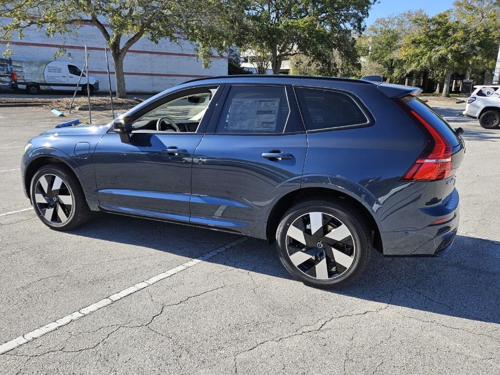 new 2025 Volvo XC60 Plug-In Hybrid car, priced at $65,485