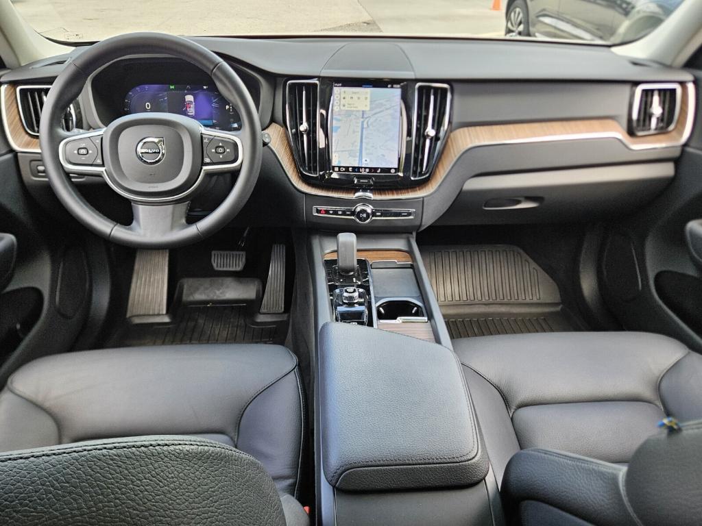used 2022 Volvo XC60 car, priced at $33,495