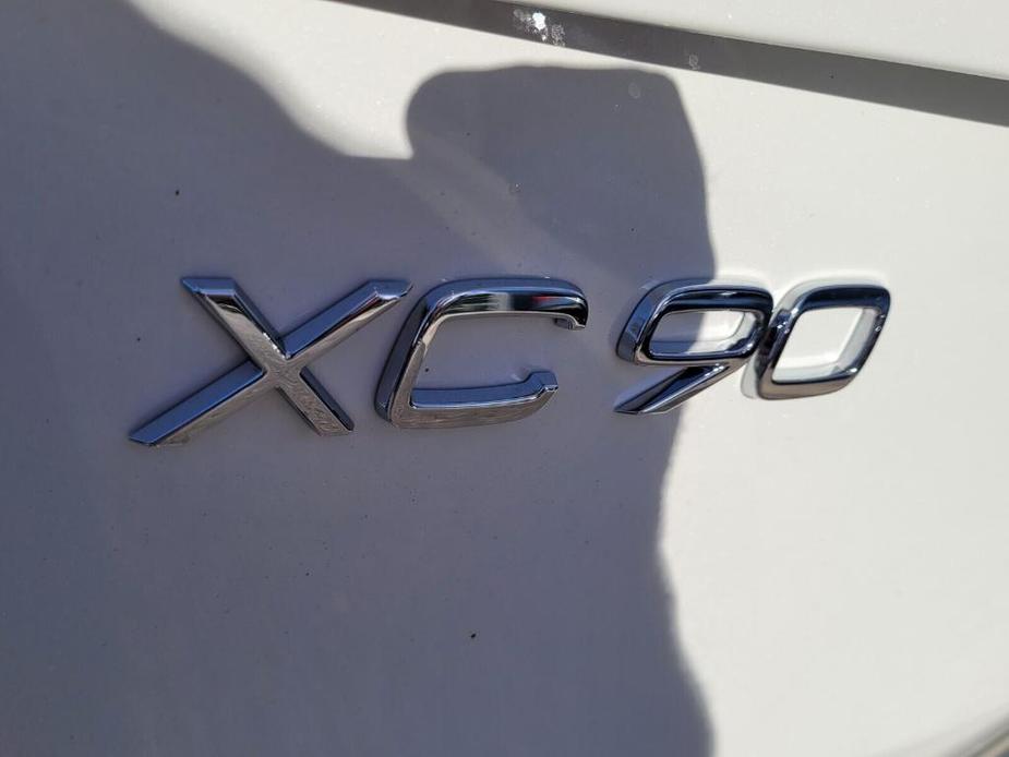 new 2024 Volvo XC90 car, priced at $62,430