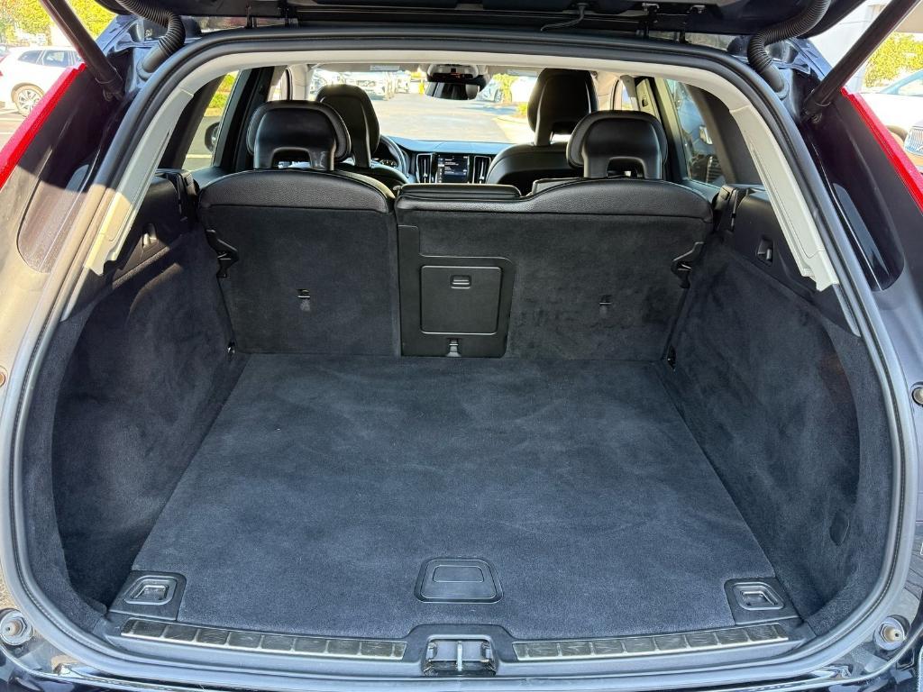 used 2018 Volvo XC60 car, priced at $13,995