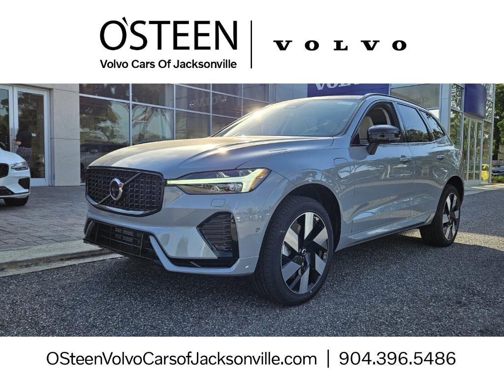 new 2025 Volvo XC60 Plug-In Hybrid car