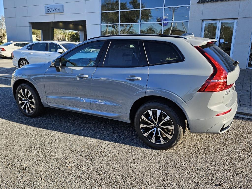 new 2025 Volvo XC60 car, priced at $49,145